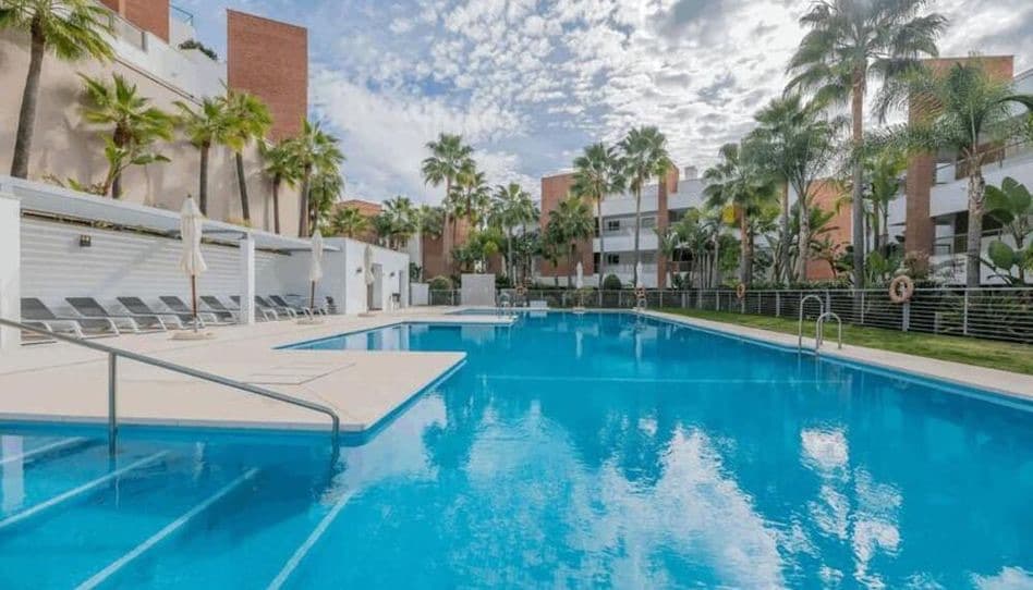 Penthouse in Los Arqueros, Benahavís